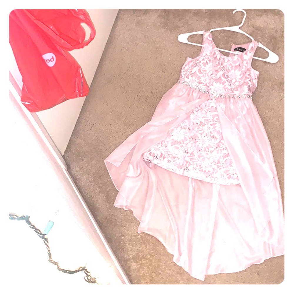 This dress is amazing